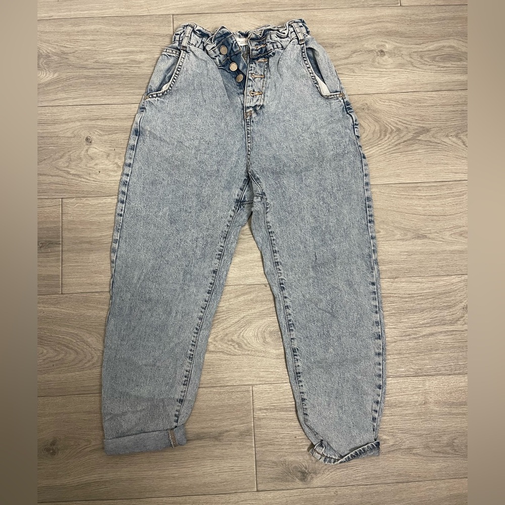 Zara, High-Waisted, Baggy Fit Light Blue Jeans